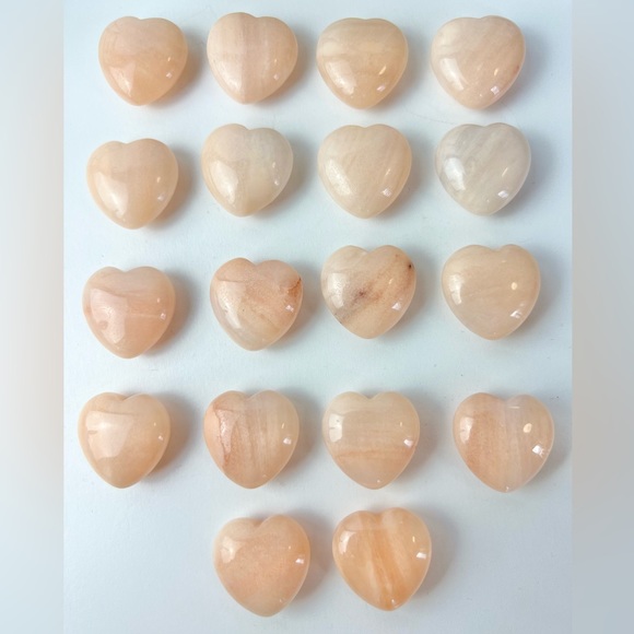 One Peach Aventurine Mini Heart Crystal Pocket Stone Crystal Carving Healing Gem - Picture 6 of 10